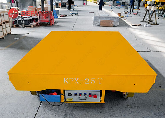 Wózek transferowy szynowy 25-tonowy zasilany akumulatorowo z kołami ze staliwa do obsługi ciężkich ładunków